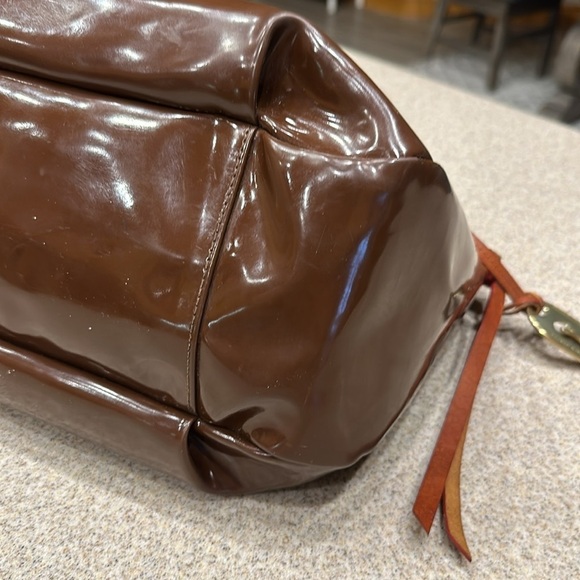 Dooney & Bourke Brown Patent Leather Large Handbag Bag - Picture 6 of 14